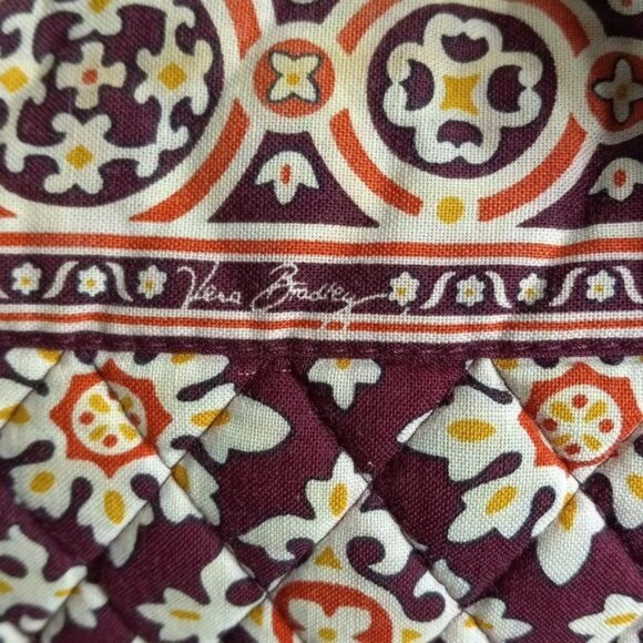 Vera Bradley MEDALLION Shoulder Tote Bag Quilted Paisley Floral Handbag Retired - Picture 7 of 11